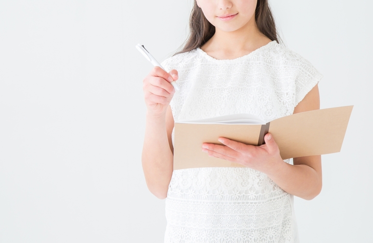 毛深いと悩んでいるお子さんをお持ちの親御様へ。7歳からの子供脱毛ならbe MoA